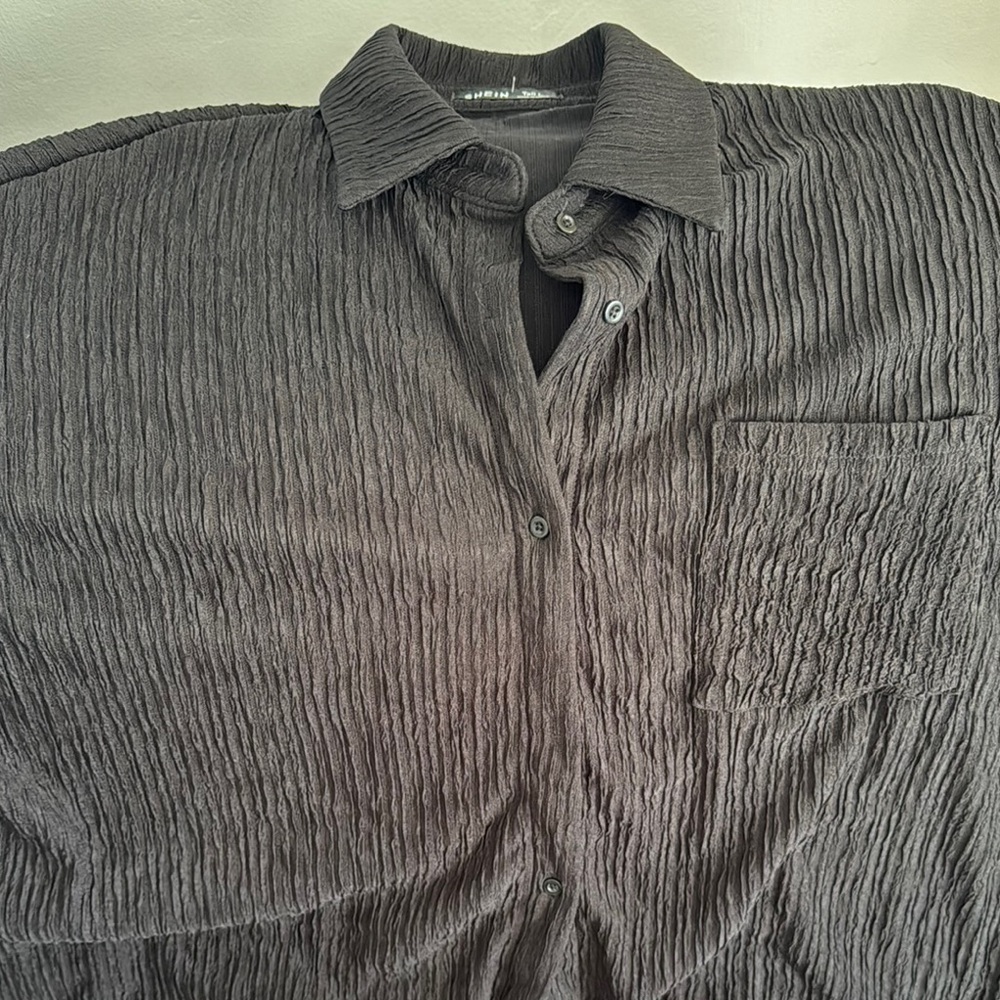 Textured  black Button-Up Shirt